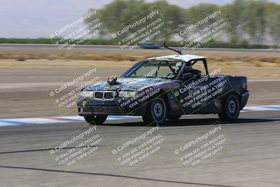 media/Oct-01-2022-24 Hours of Lemons (Sat) [[0fb1f7cfb1]]/10am (Front Straight)/